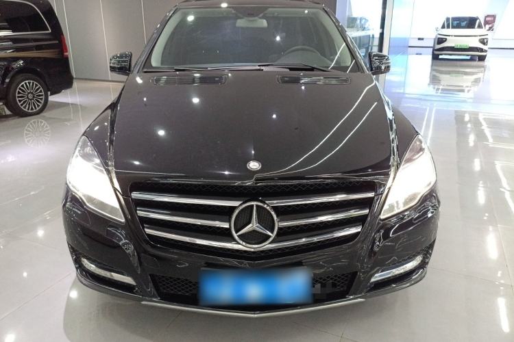 Used Mercedes-Benz R-Class 2014 R 320 4MATIC Business Model Front