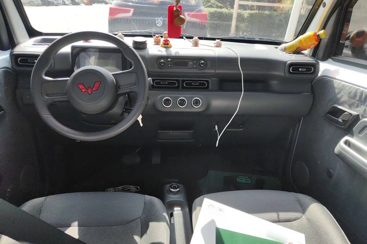 Used Wuling Zhiguang New Energy 2025 Standard Model