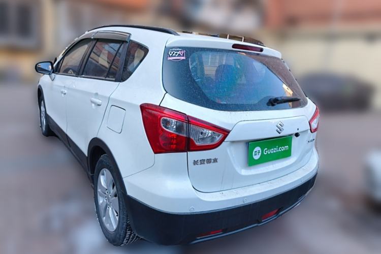 Used Suzuki S-Cross 2015 1.6L CVT Two-Wheel Drive Entry-Level Trim