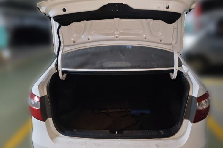 Used Kia K2 2012 Sedan 1.4L MT GLS Commemorative Edition