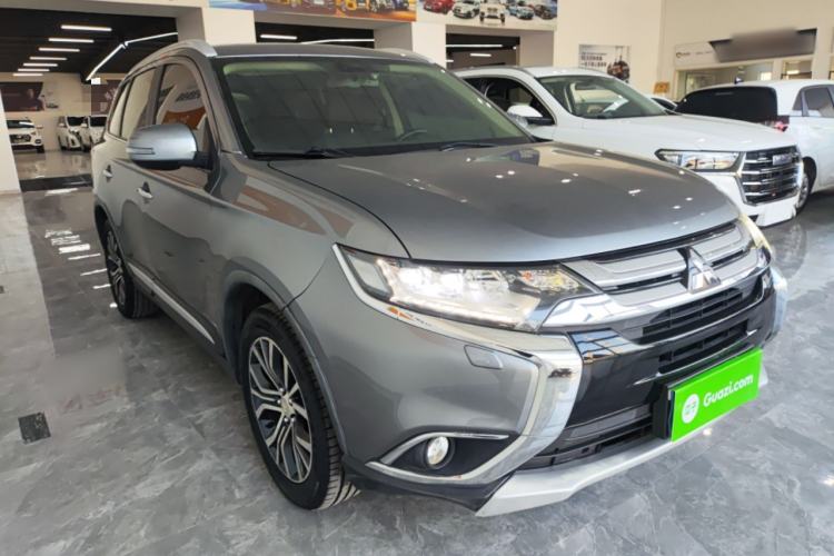 Used Mitsubishi Outlander 2016 2.4L 4x4 Elite Edition 5 Seats
