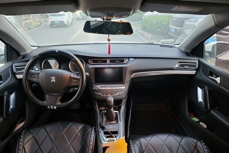 Used Peugeot 408 2018 Revised 350THP Automatic Luxury Edition Center Console