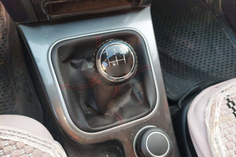 Used Haval H5 Classic 2013 Zhizun Edition 2.0L Manual Two-Wheel Drive Entry-Level Model