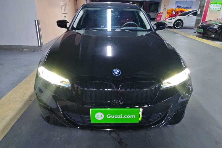 Used BMW i3 2023 eDrive 40 L Midnight Sports Package
