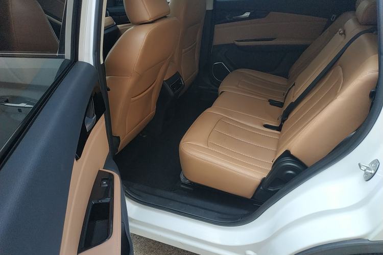 Used Sinotruk VGV U75PLUS 2021 2.0 TGDI Fun-Seeking Mountain Edition 7 Seats Left Rear Seat