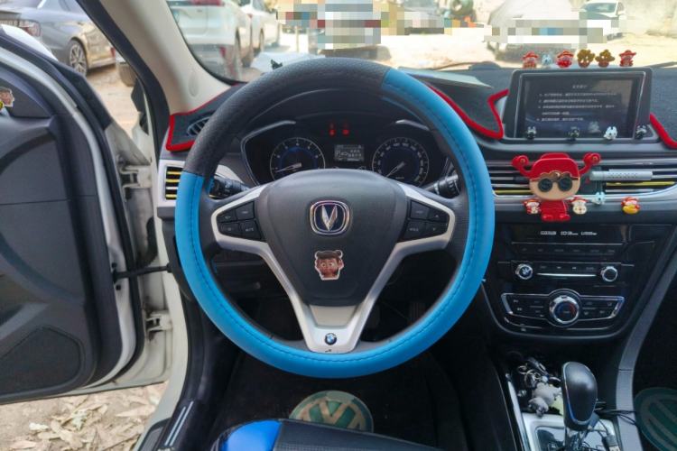 Used CHANGAN Alsvin V7 2015 1.6L Automatic Enjoyment Model China V Standard
