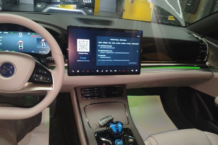 Used BYD Han 2025 DM-i Intelligent Driving Edition 125KM LiDAR Flagship Model