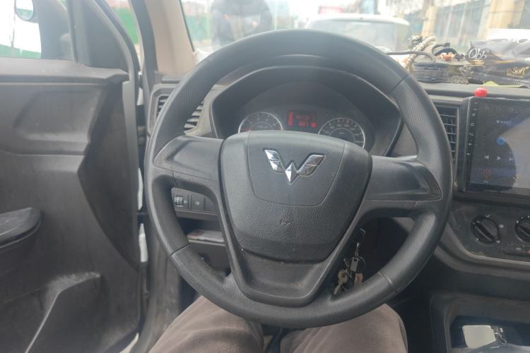 Used Wuling Hongguang V 2019 1.5L Jingqu Version China VI LAR