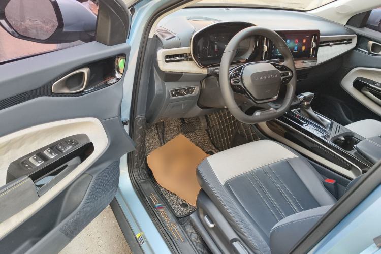 Used Baojun RM-5 2019 1.5T CVT 24-Hour Online Luxury Version 6 Seats Driver Seat