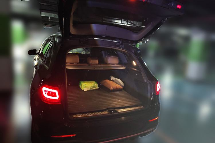 Used Mercedes-Benz GLC 2022 GLC 300 L 4MATIC Dynamic Edition Prestige Model Trunk