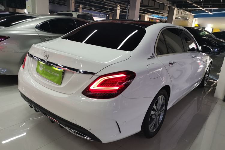 Used Mercedes-Benz C-Class 2021 C 200 L Fashion Edition Sport Version Rear Right 45 Deg