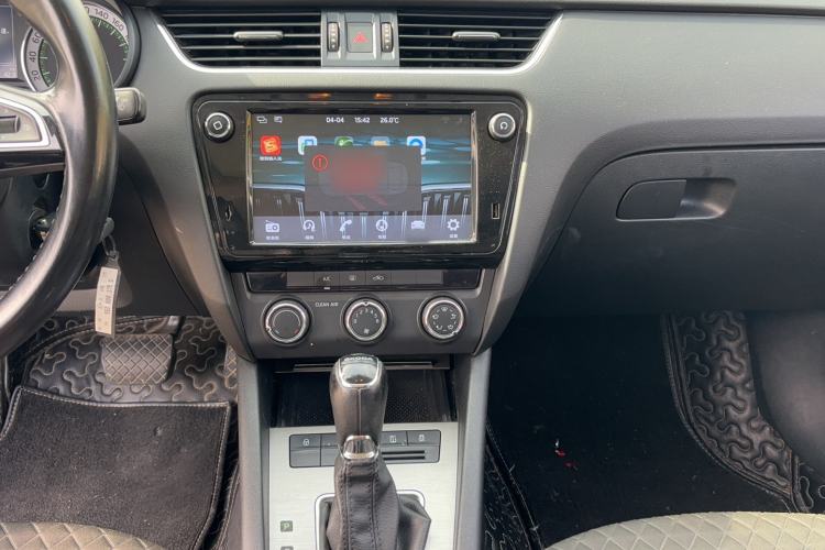 Used Skoda Octavia 2018 1.6L Automatic Luxury Edition
