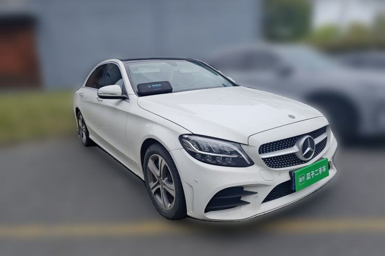 Used Mercedes-Benz C-Class 2020 Restyled C 260 L Sport Edition Front Right 45 Deg