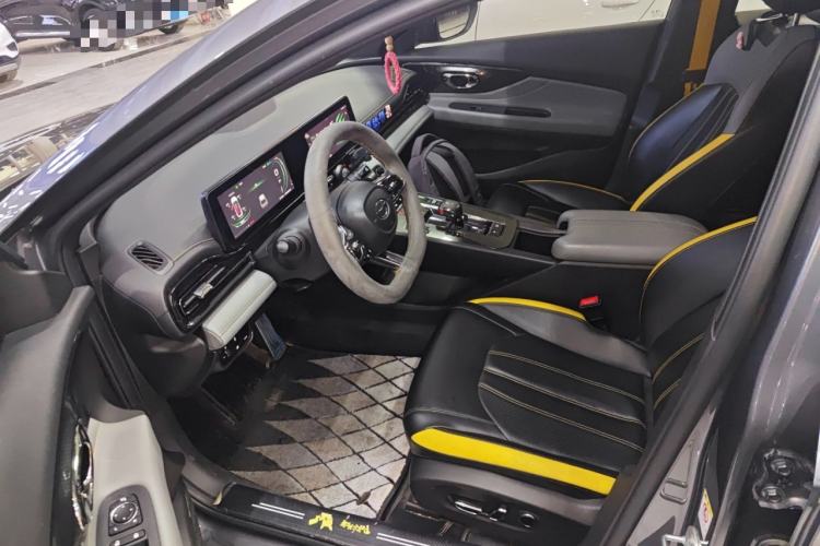 Used GAC Trumpchi EMPOW 2021 270T DCT J16 Version Driver Seat