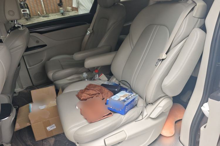 Used Buick GL8 2021 ES Landtrek 653T Comfort Edition Left Rear Seat