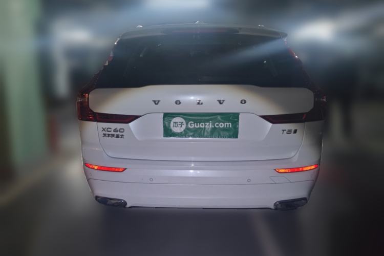 Used Volvo XC60 2019 T5 4x4 Smart Edition China V Standard