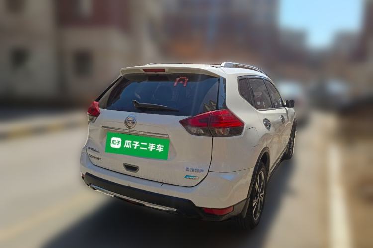 Used Nissan X-Trail 2017 2.5L CVT Leading Edition 4WD Rear Right 45 Deg