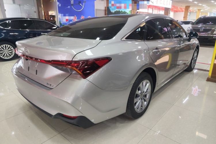 Used Toyota Avalon 2024 Dual-Motor 2.0L Premium Edition Rear Right 45 Deg