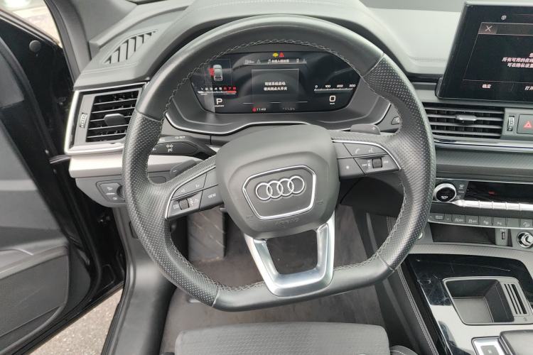 Used Audi Q5L Sportback 2023 40 TFSI Luxury Model
