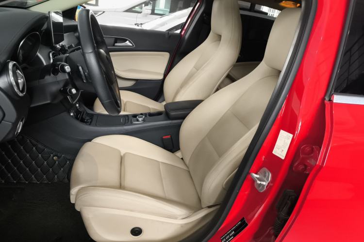 Used Mercedes-Benz GLA 2016 GLA 220 4MATIC Fashion Edition
