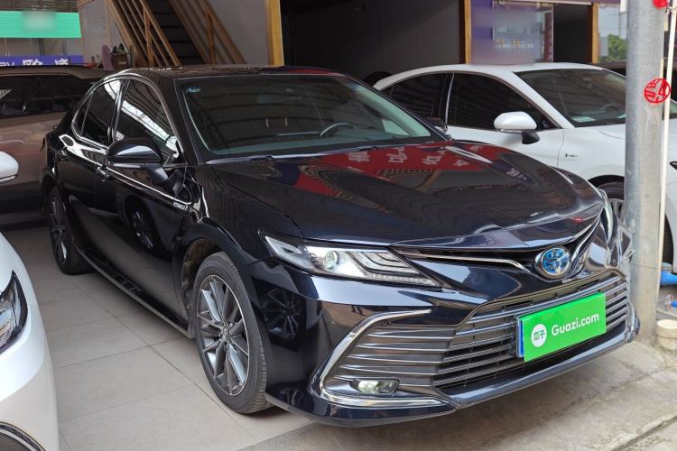 Used Toyota Camry 2021 Dual-Motor 2.5HG Luxury Edition Front Right 45 Deg