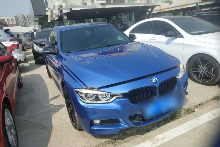 Used BMW 3 Series 2018 320i M Sport Package Front Right 45 Deg