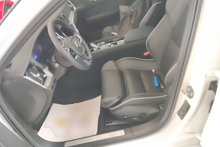 Used Volvo S60 2025 B5 Zhiya Sport Edition