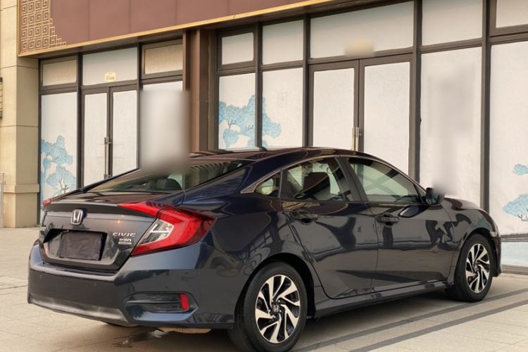 Used Honda Civic 2016 220TURBO CVT Luxury Edition
