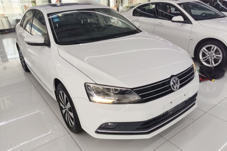 Used Volkswagen Sagitar 2017 1.6L Automatic Comfort Model Front Right 45 Deg