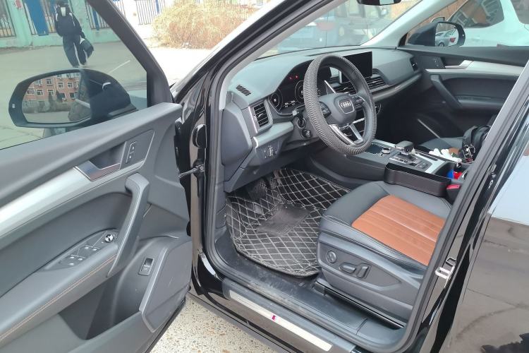 Used Audi Q5L 2020 Updated 40 TFSI Prestige Fashion Edition Interior 3