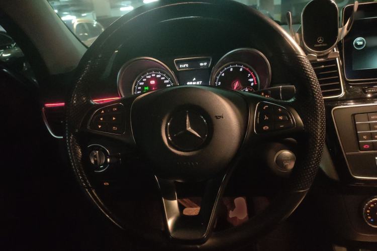 Used Mercedes-Benz GLE Coupe 2015 GLE 320 4MATIC Coupe SUV Steering Wheel