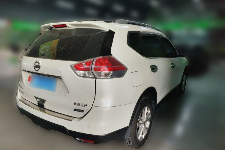 Used Nissan X-Trail 2015 2.5L CVT Leading MAX Edition 4WD Rear Right 45 Deg