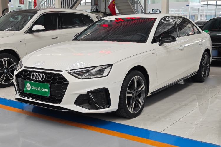 Used Audi A4L 2022 40 TFSI Luxury Dynamic Model