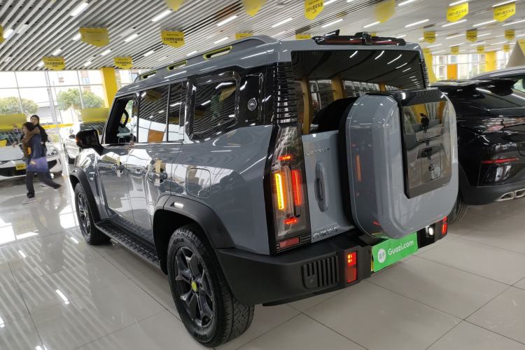 Used JETOUR Traveler 2023 2.0T All-Wheel Drive CrossPRO+