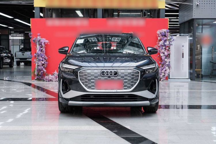 Used Audi Q4 e-tron 2024 40 e-tron Adventure Edition Exterior 1