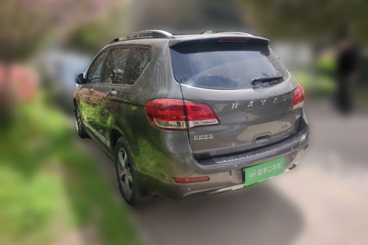 Used Haval H6 2013 Upgraded Model 2.4L Automatic Two-Wheel Drive Prestige Version

