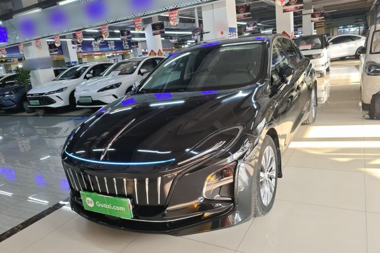 Used Hongqi E-QM5 2022 431 km Charge & Enjoy Edition
