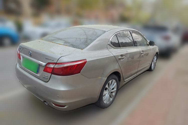 Used CHANGAN Raeton 2013 1.8T Automatic Prestige Model China IV Standard
