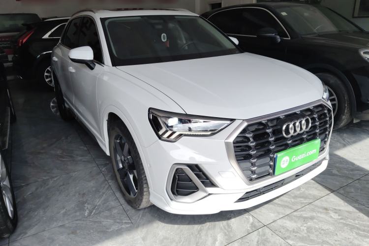 Used Audi Q3 2021 35 TFSI Fashion Dynamic Model Front Right 45 Deg