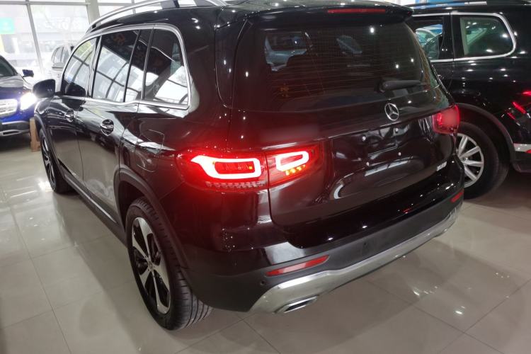 Used Mercedes-Benz GLB 2023 GLB 220 Fashion Model Exterior 2