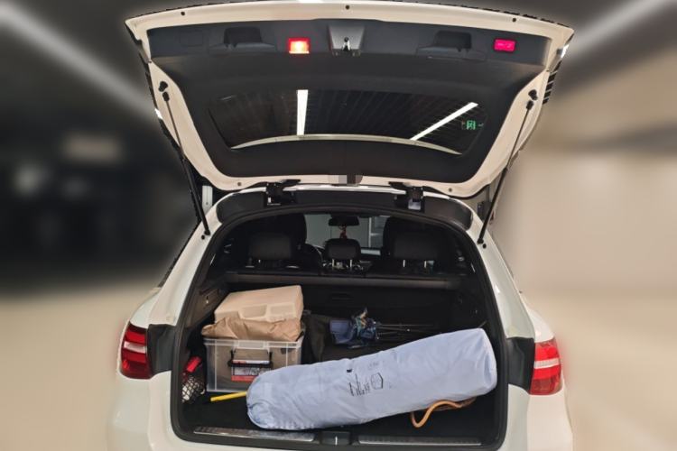 Used Mercedes-Benz GLC 2016 GLC 260 4MATIC Luxury Model Trunk