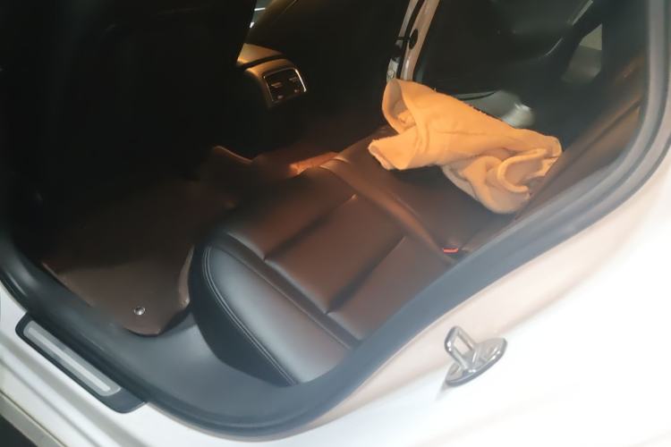 Used Audi A4L 2015 35 TFSI Automatic Standard Model
