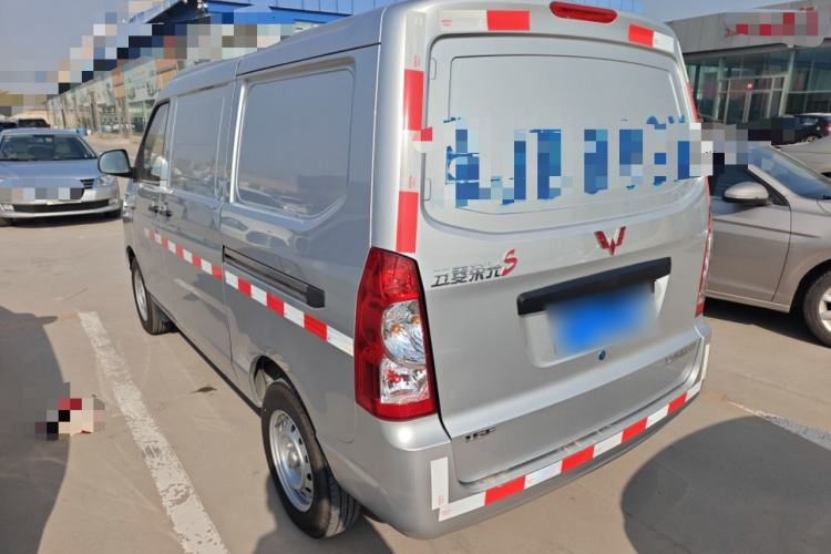 Used Wuling Rongguang S 2023 1.5L Basic Enclosed-Window Vehicle 2 Seats