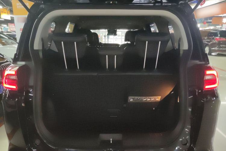 Used GAC Trumpchi M6 2021 PRO 270T DCT Luxury Edition
