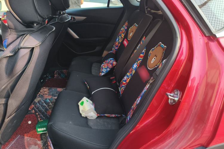 Used Mazda CX-4 2018 2.0L Automatic Two-Wheel Drive Blue Sky Exploration Version China V Standard Left Rear Seat