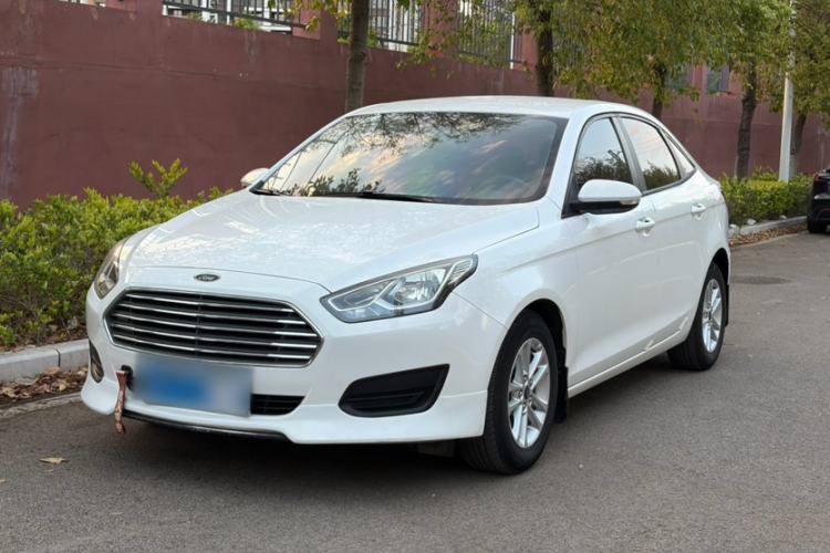 Used Ford Escort 2019 Revised Version 1.5L Manual "Quality Enjoyment" Trim (Tire Pressure Monitoring) China VI Standard