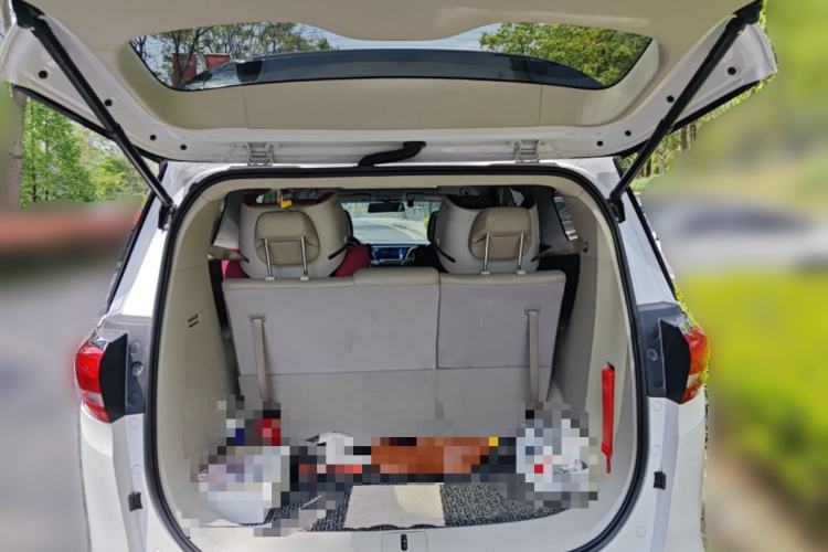 Used Buick GL8 2017 ES 28T Comfort Model China V Standard Trunk