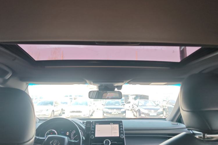 Used Toyota Avalon 2019 Dual-Engine 2.5L Luxury Edition China VI Standard
