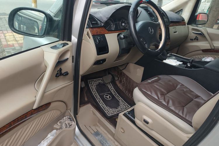 Used Mercedes-Benz Viano 2010 2.5L Prestige Edition