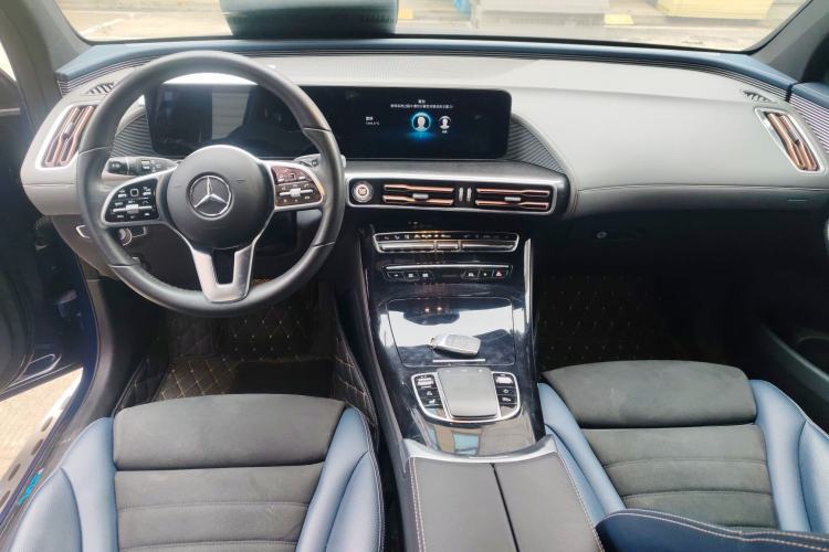 Used Mercedes-Benz EQC 2021 EQC 400 4MATIC Center Console
